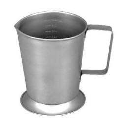 kubek z miarką 0,50l